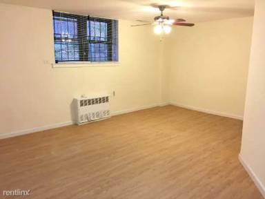 Main picture of 4226 81st St