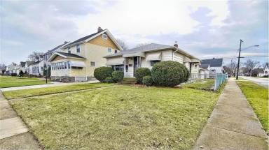Main picture of 6615 Westlake Ave