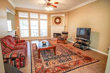 Main picture of 8413 Lauren Dr