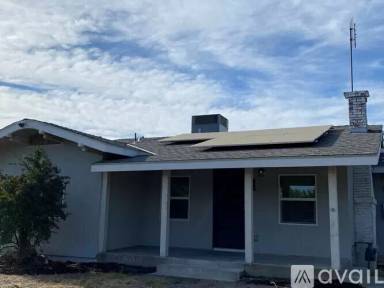 Main picture of 3835 E Dakota Ave