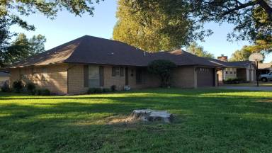 Main picture of 1002 Coventry Rd