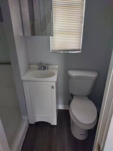 Main picture of 371 Broad St