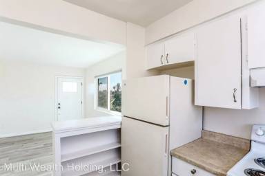 Main picture of 3826 Winona Ave