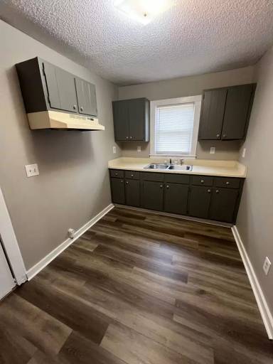 Main picture of 912 Tunnel Blvd