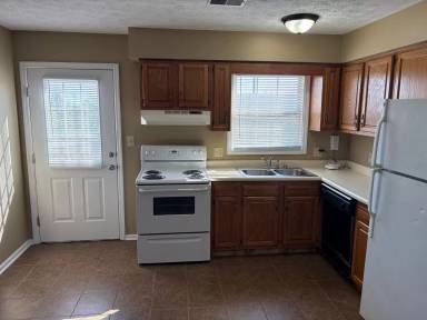 Main picture of 1021 Brandy Ln