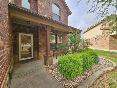 Main picture of 7112 Cokui Dr