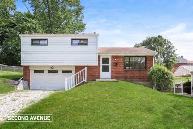 Main picture of 138 College Park Dr