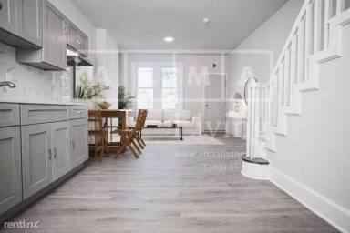 Main picture of 2449 N Opal St