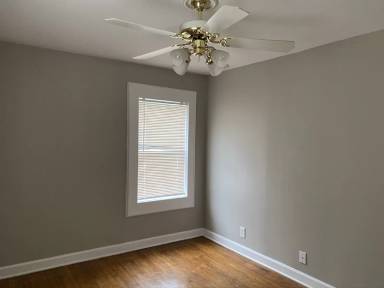 Main picture of 401 Sanders St