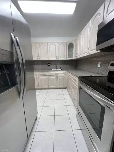 Main picture of Kings Creek South Condominium