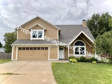 Main picture of 1905 Apache Ct