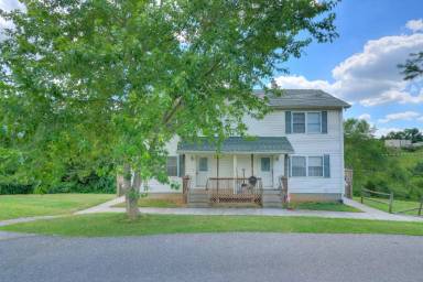 Main picture of 3324 Yellow Sulphur Rd