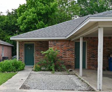 Main picture of 502 N Sewell Dr