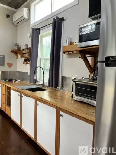 Main picture of 4016 Leila Ln