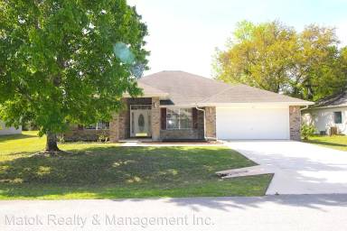 Main picture of 68 Pheasant Dr