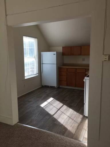 Main picture of 1570 Idlewild Dr