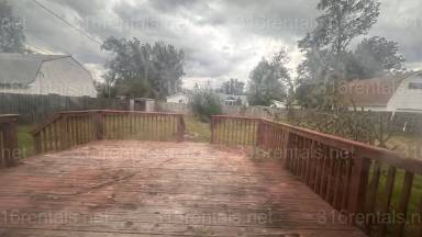 Main picture of 136 S Tracy St