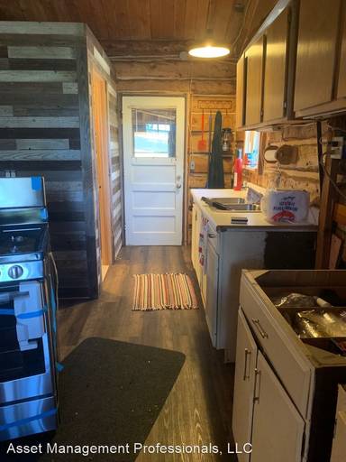 Main picture of 440 Johnnys Coal Rd
