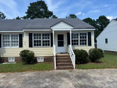 Main picture of 3540 Marguerite Ln NW