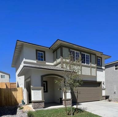 Main picture of 443 Antares St