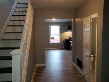 Main picture of 718 Bartlett Ave