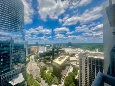 Main picture of Realm Condominiums