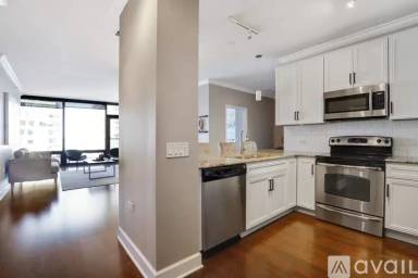 Main picture of 100 E 14th Condo Board