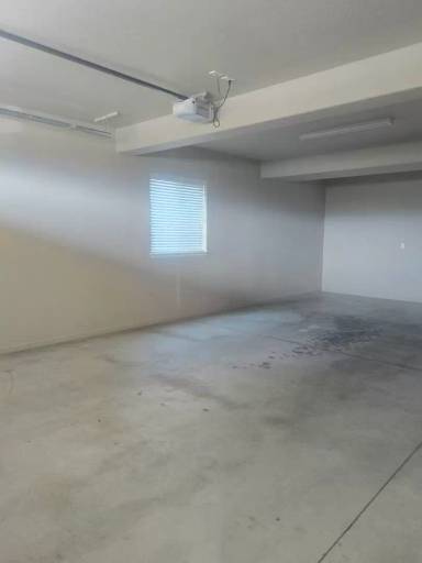 Main picture of 1558 Poplar Dr