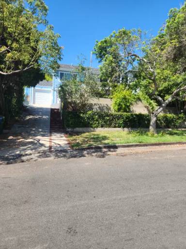 Main picture of 3461 Greenfield Ave