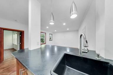 Main picture of 536 14th St