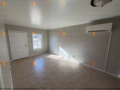 Main picture of 3001 Curtis Dr