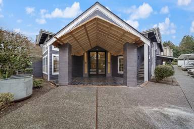 Main picture of SouthRidge Apartments