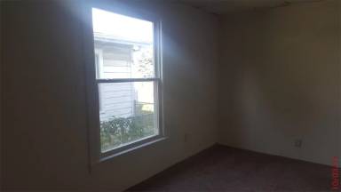 Main picture of 1206 1/2 N Apperson Way