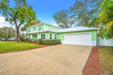 Main picture of 4024 W Zelar St