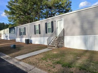 Main picture of 1834 Blake St