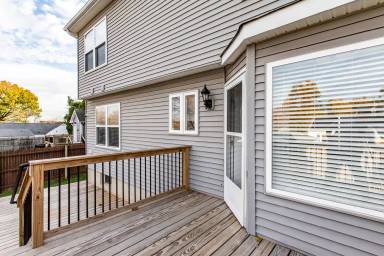 Main picture of 303 Smyrna Ave