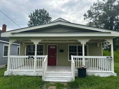 Main picture of 902 Perry St