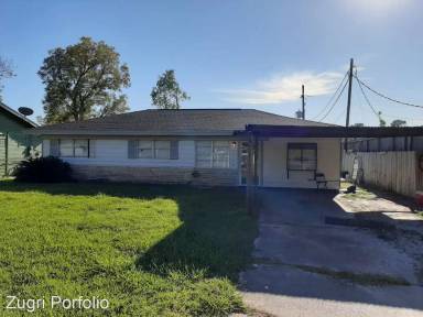 Main picture of 5130 Parkview Dr
