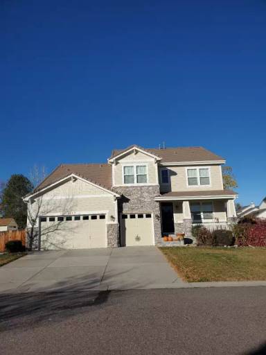 Main picture of 8425 S Estes St