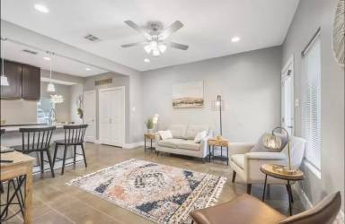 Main picture of 113 Bayou St