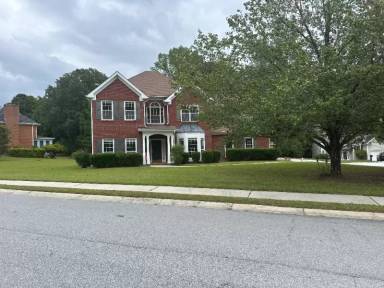 Main picture of 120 Heritage Ct