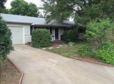 Main picture of 1204 Juniper Ct