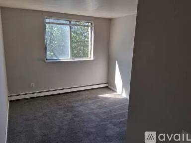 Main picture of Lakeland Commons Apartments
