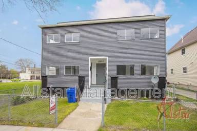 Main picture of 13815 Idarose Ave