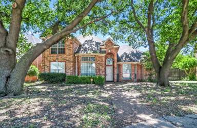 Main picture of 6017 Mendota Dr