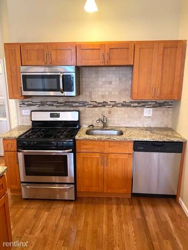 Main picture of 2956 N Spaulding Ave