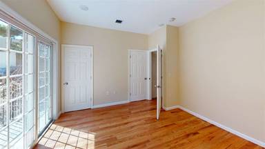 Main picture of 340 Terrace Ave