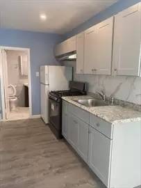 Main picture of 334 Medford St
