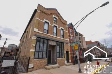 Main picture of 1260 N Greenview Ave