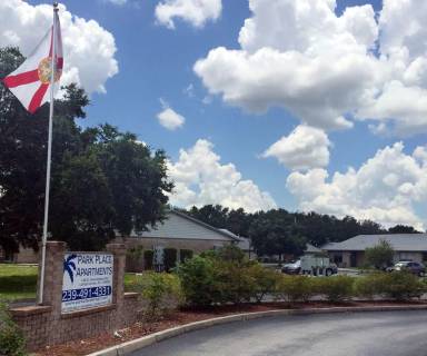 Main picture of 130 Homestead Rd S